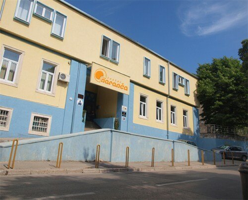 naranča zgrada